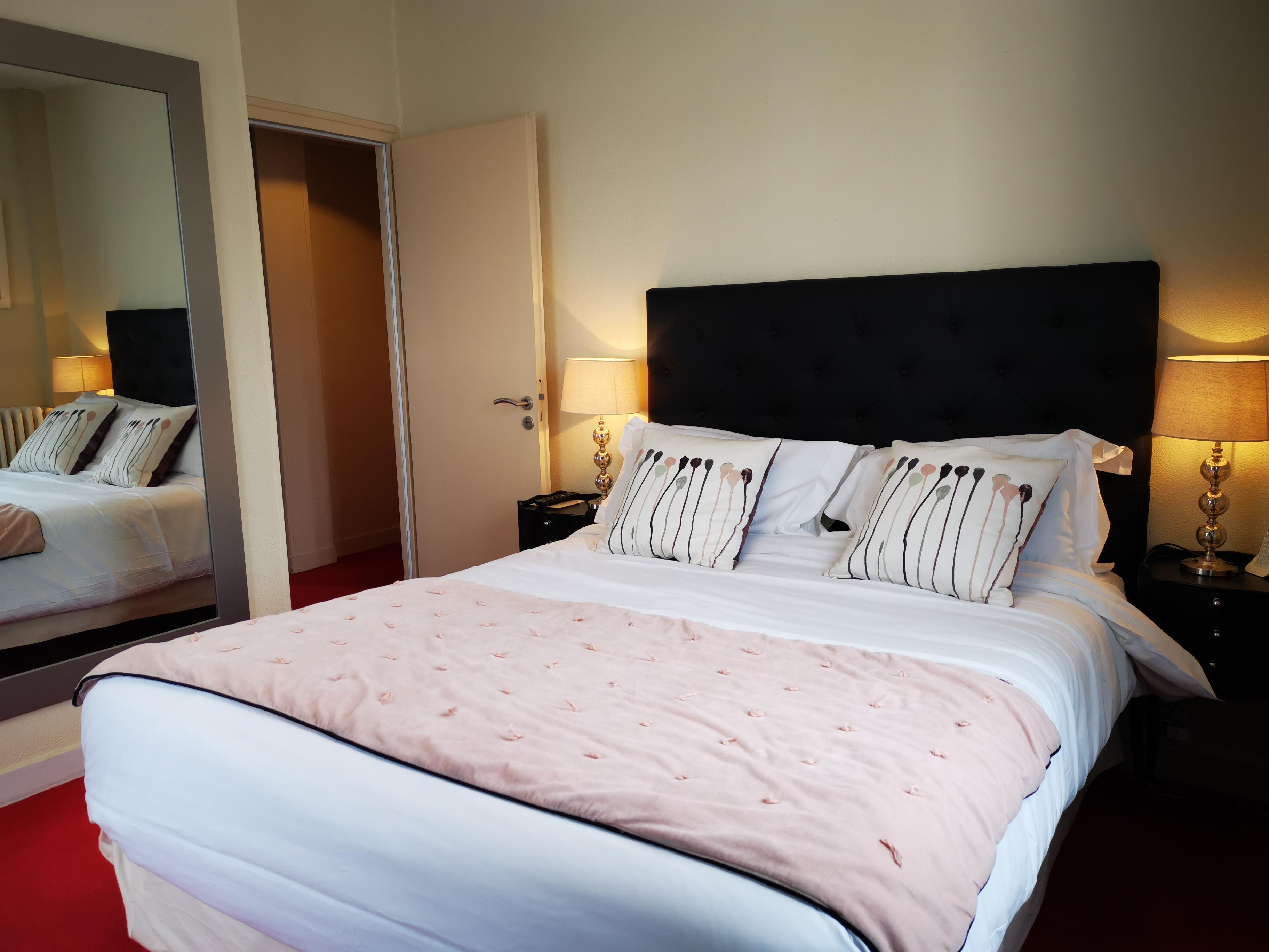 Le Boeuf Couronne - Hotel & Restaurant Chartres- Logis Hotels Kültér fotó